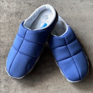 Clark’s Cloudstepper Women’s Slippers